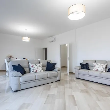 Apartment Seaview Modern Near The Trapani
