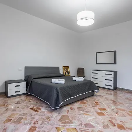 Apartment Seaview Modern Near The